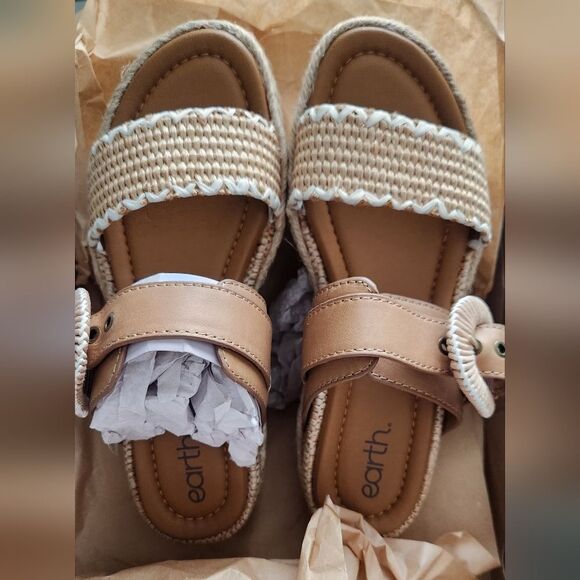 EARTH Natural Leather Colla Platform Comfort Wedge Sandals Women's 7.5 - Picture 2 of 5